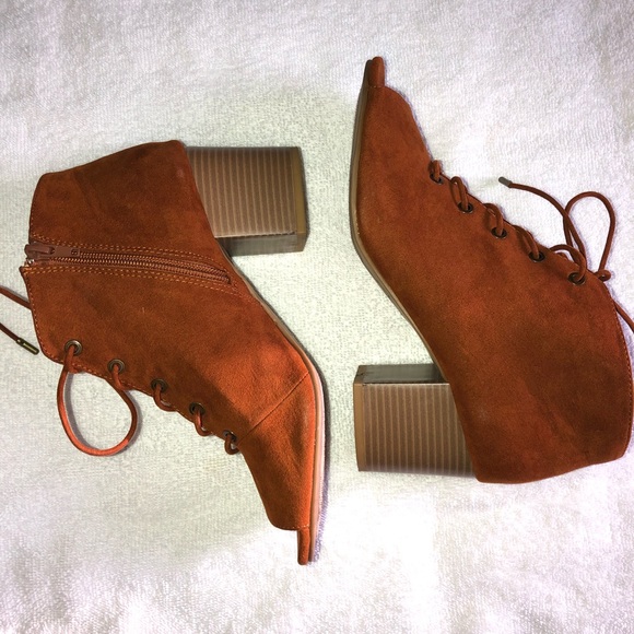 Women shoes - Picture 2 of 7